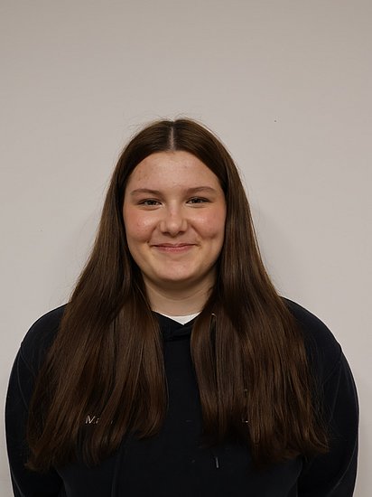 Ressortleitung Öffentlichkeitsarbeit: Mara Lopitz